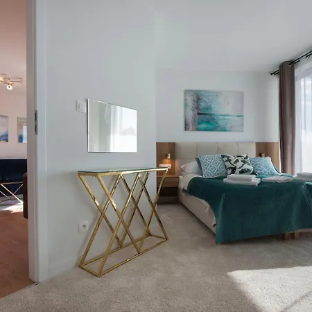 Apartament Premium Pinea 302 Lägenhet